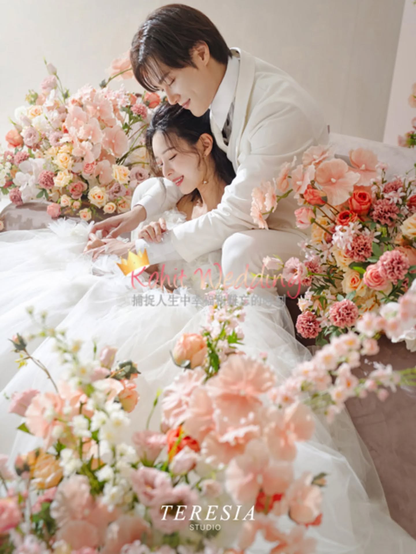 Our full pre wedding package 📸 price starts from lowest at 1900 000 Won (~1500usd!). No hidden fee.

FREE 🎁 snap shot video//video 🎥 , MV photoslides and more DEALS only with KOHIT WEDDING 😆👍 *Contact us now before all booked!! Like and follow us on Facebook! 💕

Subscribe to our youtube channel 
. ➡FB: www.facebook.com/kohitweddingenglish
. ➡ Youtube: www.youtube.com/c/Koreaprewedding
. 🌐Website: www.kohitwedding.com
. 💬Whatsapp: +82-10-8986-6494
. ✉ Email: kohitwedding@naver.com

#koreaprewedding #koreaphotoshoot #koreawedding  #kohitwedding #koreastudio