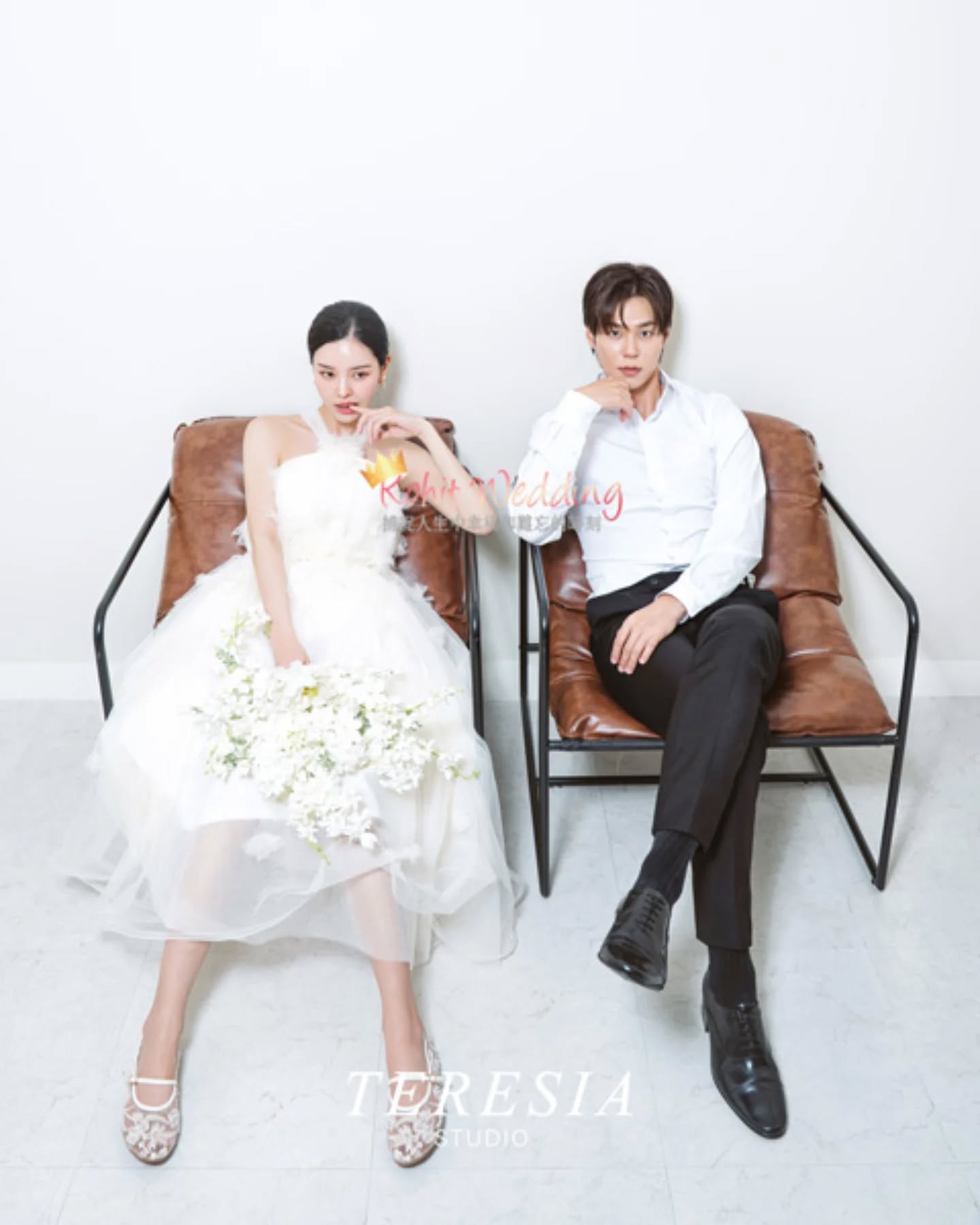 Our full pre wedding package 📸 price starts from lowest at 1900 000 Won (~1500usd!). No hidden fee.

FREE 🎁 snap shot video//video 🎥 , MV photoslides and more DEALS only with KOHIT WEDDING 😆👍 *Contact us now before all booked!! Like and follow us on Facebook! 💕

Subscribe to our youtube channel 
. ➡FB: www.facebook.com/kohitweddingenglish
. ➡ Youtube: www.youtube.com/c/Koreaprewedding
. 🌐Website: www.kohitwedding.com
. 💬Whatsapp: +82-10-8986-6494
. ✉ Email: kohitwedding@naver.com

#koreapreweddingshoot #preweddingphotographer #koreawedding #koreastudio #婚纱摄影