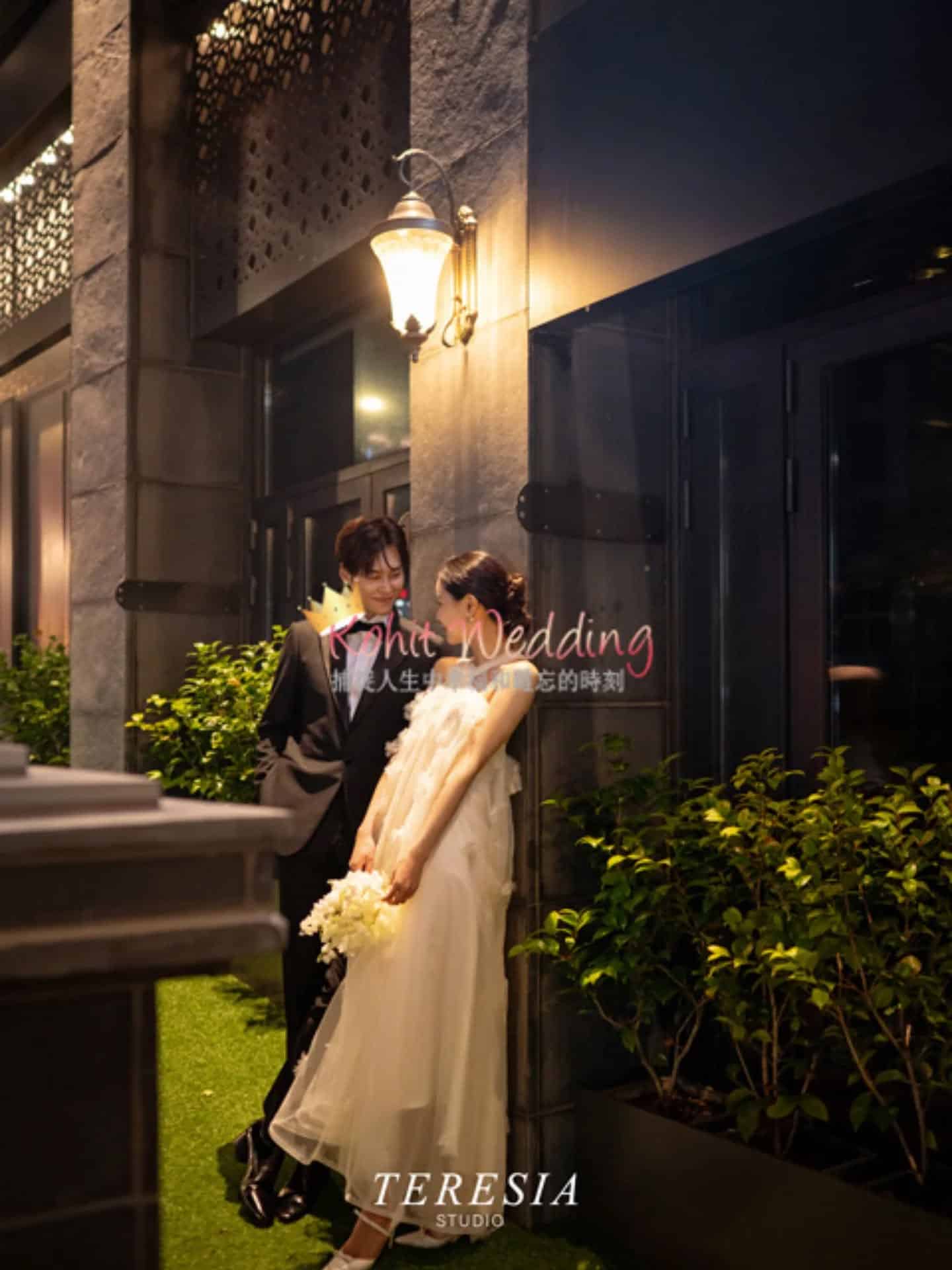 Our full pre wedding package 📸 price starts from lowest at 1900 000 Won (~1300usd!). No hidden fee.

FREE 🎁 snap shot video//video 🎥 , MV photoslides and more DEALS only with KOHIT WEDDING 😆👍 *Contact us now before all booked!! Like and follow us on Facebook! 💕

Subscribe to our youtube channel 
. ➡FB: www.facebook.com/kohitweddingenglish
. ➡ Youtube: www.youtube.com/c/Koreaprewedding
. 🌐Website: www.kohitwedding.com
. 💬Whatsapp: +82-10-8986-6494
. ✉ Email: kohitwedding@naver.com

#koreaprewedding  #preweddingkorea#koreanwedding #kohitwedding
 #韓國婚攝