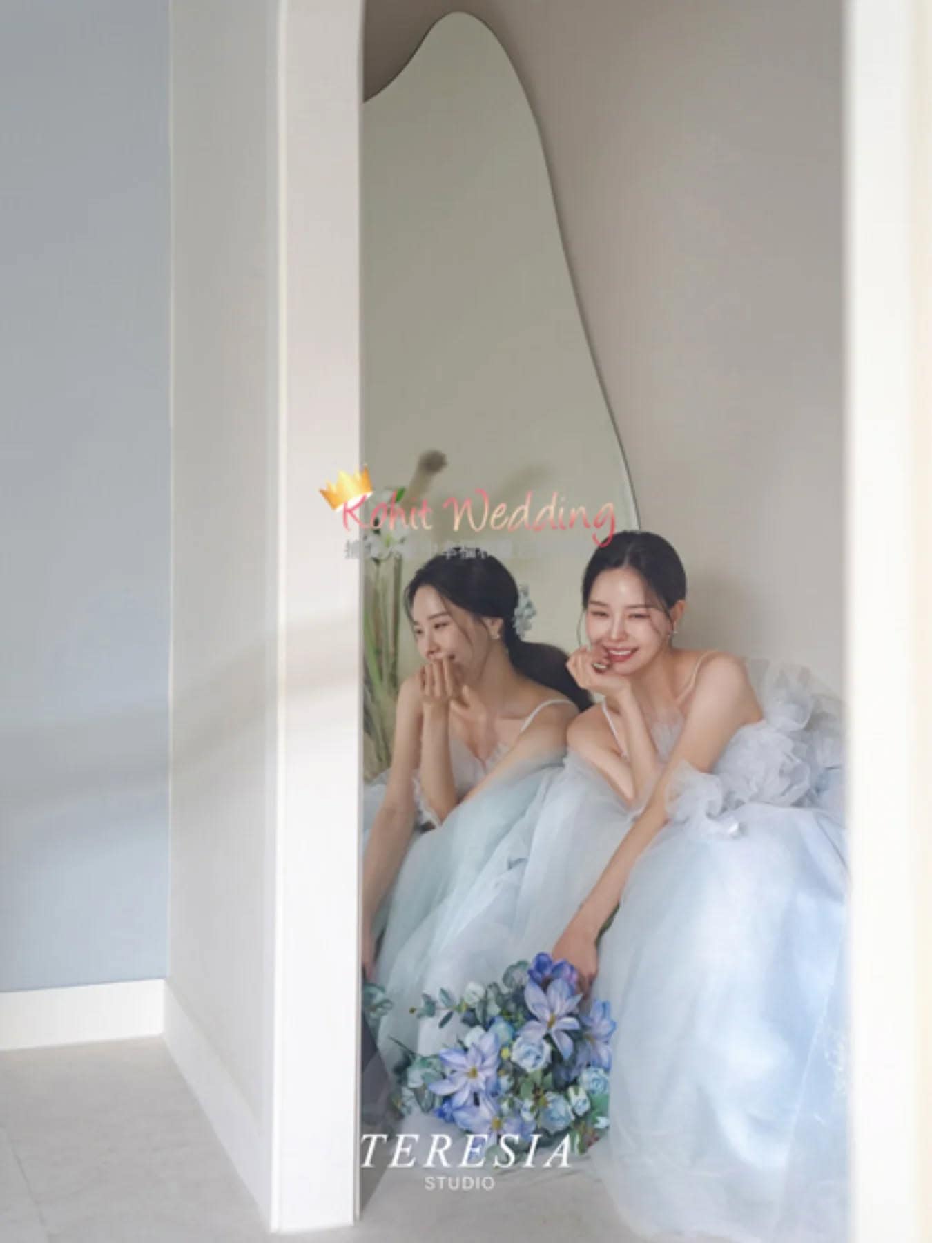 Our full pre wedding package 📸 price starts from lowest at 1900 000 Won (~1500usd!). No hidden fee.

FREE 🎁 snap shot video//video 🎥 , MV photoslides and more DEALS only with KOHIT WEDDING 😆👍 *Contact us now before all booked!! Like and follow us on Facebook! 💕

Subscribe to our youtube channel 
. ➡FB: www.facebook.com/kohitweddingenglish
. ➡ Youtube: www.youtube.com/c/Koreaprewedding
. 🌐Website: www.kohitwedding.com
. 💬Whatsapp: +82-10-8986-6494
. ✉ Email: kohitwedding@naver.com

#koreapreweddingshoot #preweddingphotographer #koreawedding #koreastudio #韩国婚纱摄影