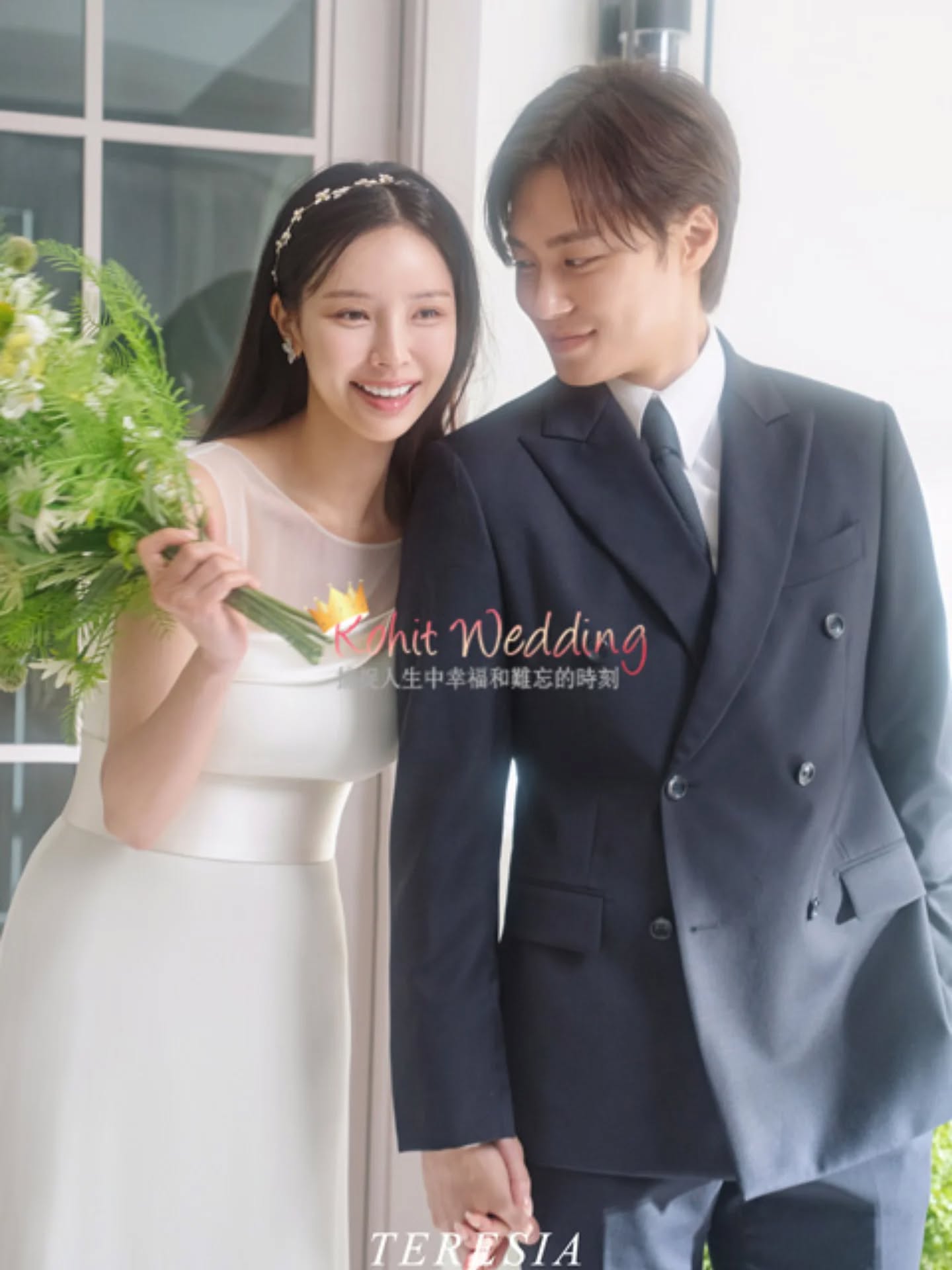 Our full pre wedding package 📸 price starts from lowest at 1900 000 Won (~1300usd!). No hidden fee.

FREE 🎁 snap shot video//video 🎥 , MV photoslides and more DEALS only with KOHIT WEDDING 😆👍 *Contact us now before all booked!! Like and follow us on Facebook! 💕

Subscribe to our youtube channel 
. ➡FB: www.facebook.com/kohitweddingenglish
. ➡ Youtube: www.youtube.com/c/Koreaprewedding
. 🌐Website: www.kohitwedding.com
. 💬Whatsapp: +82-10-8986-6494
. ✉ Email: kohitwedding@naver.com

#koreaprewedding  #preweddingkorea#koreanwedding #kohitwedding
 #韓國婚攝