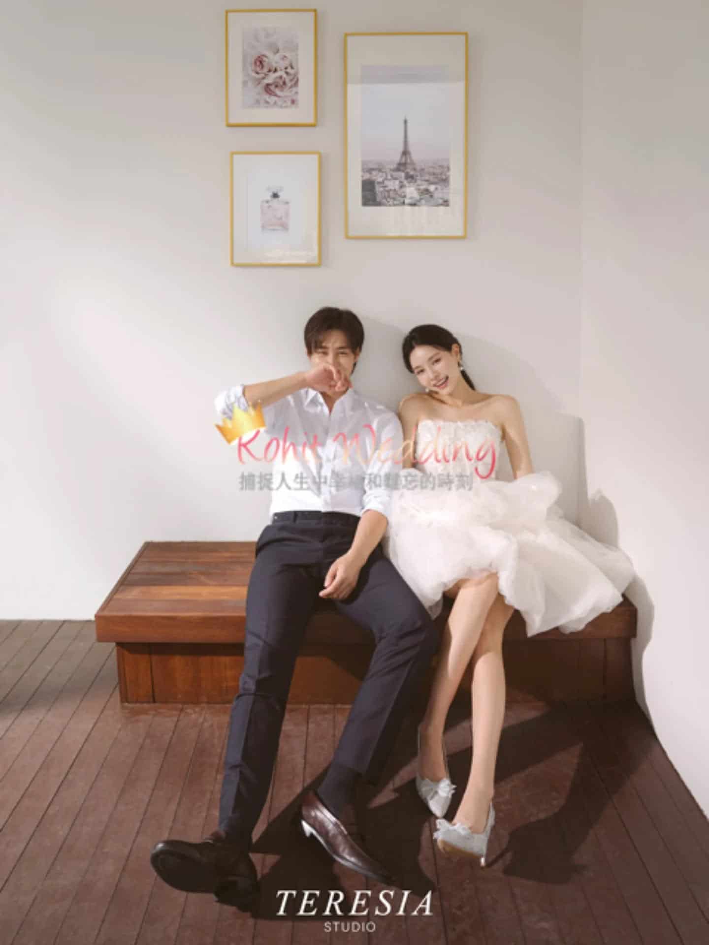 Our full pre wedding package 📸 price starts from lowest at 1900 000 Won (~1500usd!). No hidden fee.

FREE 🎁 snap shot video//video 🎥 , MV photoslides and more DEALS only with KOHIT WEDDING 😆👍 *Contact us now before all booked!! Like and follow us on Facebook! 💕

Subscribe to our youtube channel 
. ➡FB: www.facebook.com/kohitweddingenglish
. ➡ Youtube: www.youtube.com/c/Koreaprewedding
. 🌐Website: www.kohitwedding.com
. 💬Whatsapp: +82-10-8986-6494
. ✉ Email: kohitwedding@naver.com

#koreapreweddingshoot #preweddingphotographer #koreawedding #koreastudio #婚纱摄影